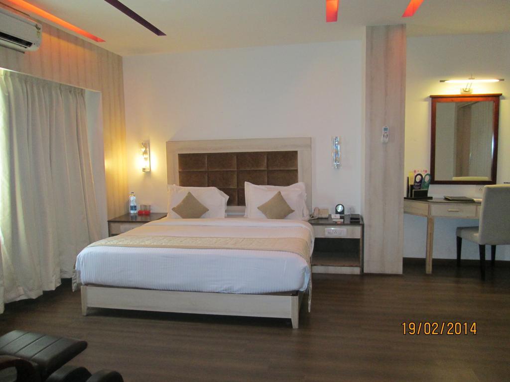 Rr Inn Palayankottai Chambre photo